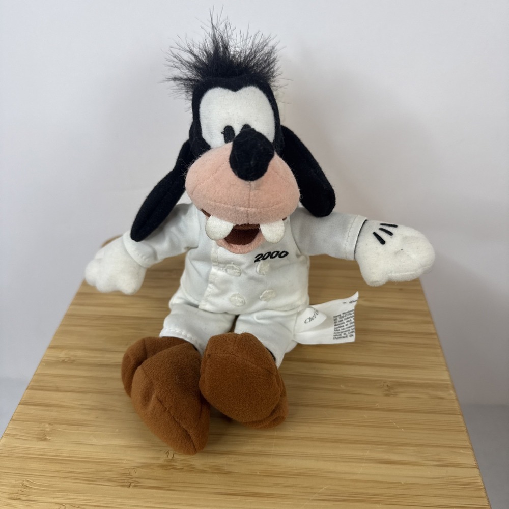 2000 Disney Chef Goofy Plush Goofy's Kitchen Disneyland Resort Exclusive